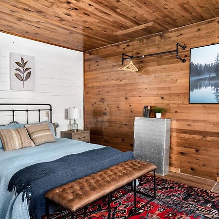 River Access W Hot Tub, Grill, Wifi, & Fire Pit! Lost City Extérieur photo